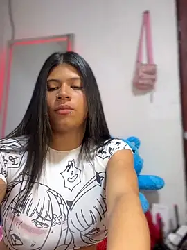 Snapshot of Elahia__marquez chatting on 12/01/25, 03:44 Elahia marquez online show from 12/01/25, 03:44