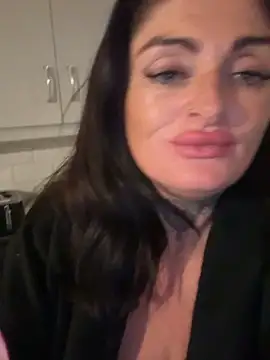 IrishmilfAnna online show from 04/29/26, 09:10
