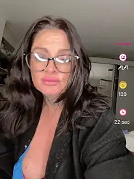 IrishmilfAnna online show from 05/01/26, 12:15