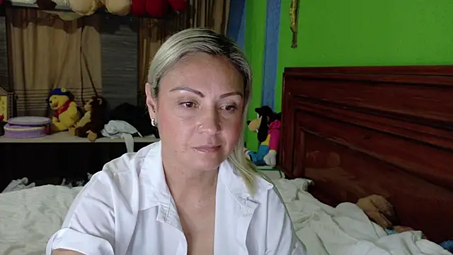  Charlize theron  online show from 01/18/26, 02:04