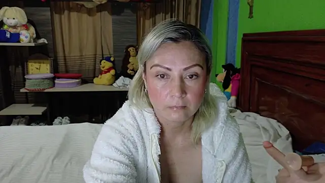  Charlize theron  online show from 02/03/26, 02:53