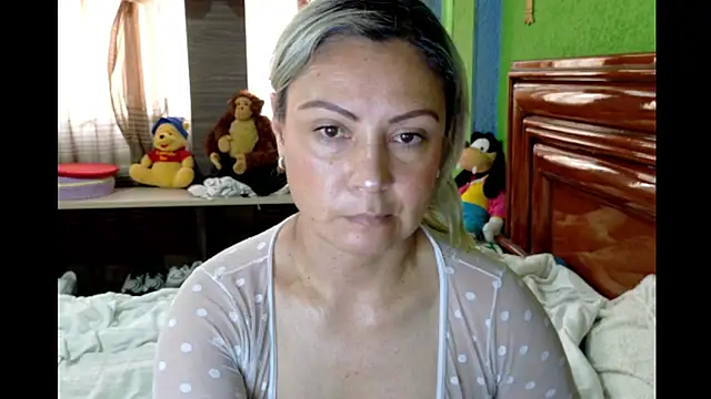  Charlize theron  online show from 02/26/26, 08:08