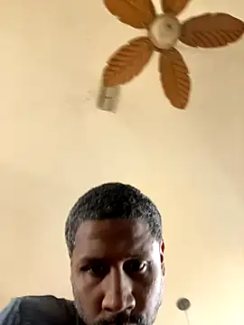 Snapshot of xxxshowxxx chatting on 09/15/25, 02:50 xxxshowxxx online show from 09/15/25, 02:50