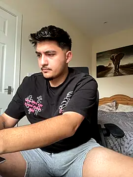 Snapshot of mixedcouplee69 chatting on 09/27/25, 11:59 mixedcouplee69 online show from 09/27/25, 11:59