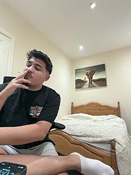 Snapshot of mixedcouplee69 chatting on 12/14/25, 08:02 mixedcouplee69 online show from 12/14/25, 08:02