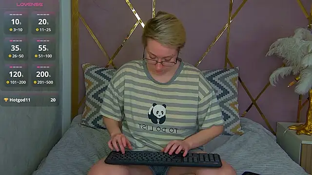 AlexandraGreen online show from 02/26/26, 10:20