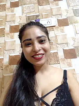 Snapshot of QUEEN-ADITI chatting on 10/10/25, 03:22 QUEEN-ADITI online show from 10/10/25, 03:22