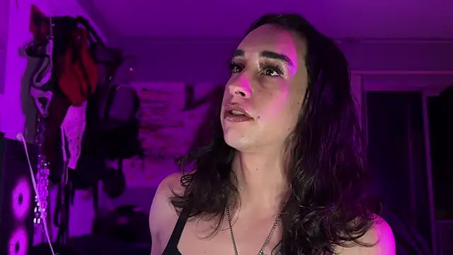 xoFrankie online show from 12/15/25, 05:01