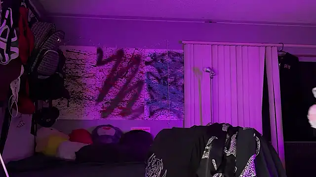 xoFrankie online show from 12/21/25, 07:59