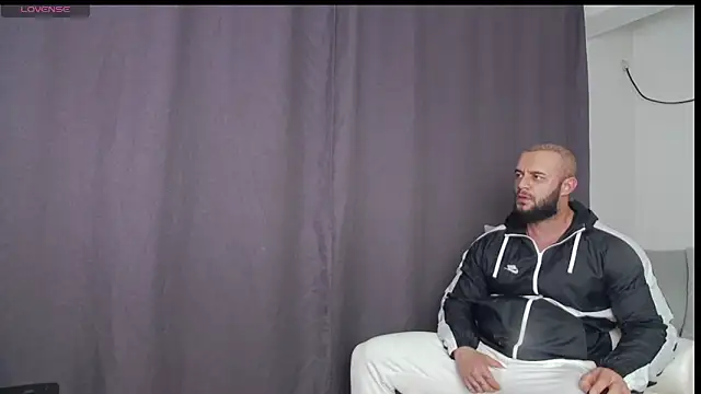 RickyMiami1 online show from 10/28/25, 06:10