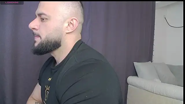 Snapshot of RickyMiami1 chatting on 02/12/26, 08:15 RickyMiami1 online show from 02/12/26, 08:15