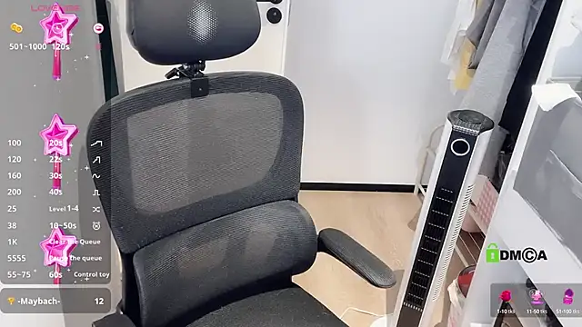 Snapshot of Zora_888 chatting on 09/17/25, 02:52 Zora 888 online show from 09/17/25, 02:52