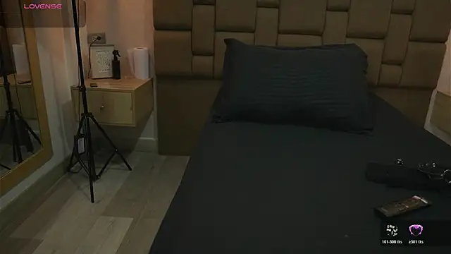 Julieth Rojas online show from 07/28/26, 04:30