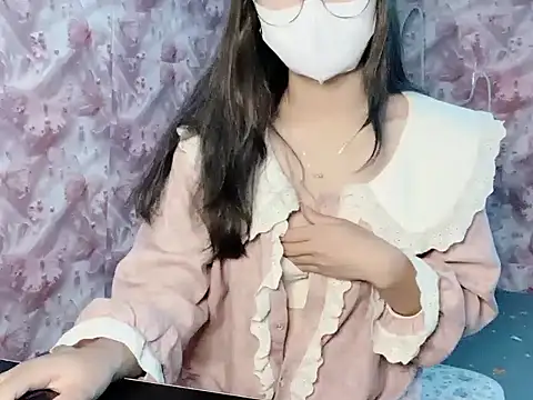 Snapshot of Miumiu028 chatting on 10/16/25, 02:23 Miumiu028 online show from 10/16/25, 02:23