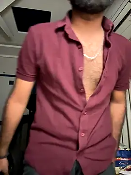 Snapshot of desi_indicoc chatting on 11/13/25, 08:41 desi indicoc online show from 11/13/25, 08:41