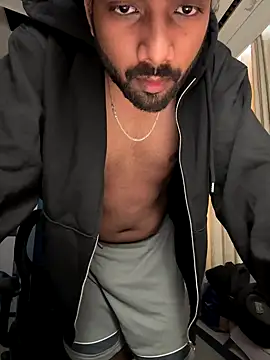 Snapshot of desi_indicoc chatting on 12/02/25, 05:35 desi indicoc online show from 12/02/25, 05:35