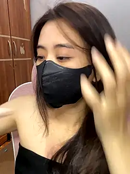 Mochi21 online show from 11/18/25, 03:12