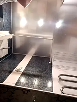 Snapshot of sergik- chatting on 04/09/26, 06:13 sergik- online show from 04/09/26, 06:13