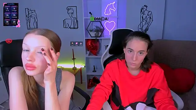 Snapshot of khloebeauty chatting on 10/12/25, 07:02 khloebeauty online show from 10/12/25, 07:02