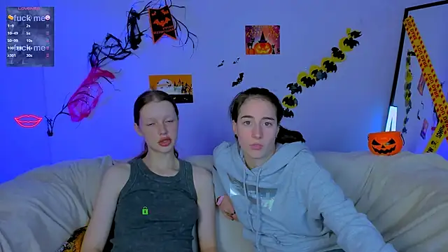 Snapshot of khloebeauty chatting on 10/23/25, 07:34 khloebeauty online show from 10/23/25, 07:34