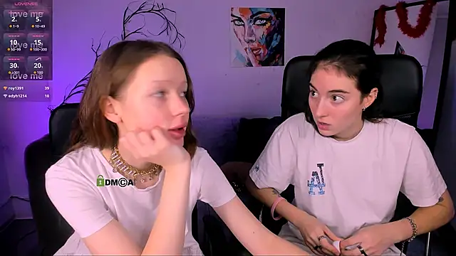 Snapshot of khloebeauty chatting on 11/30/25, 08:13 khloebeauty online show from 11/30/25, 08:13