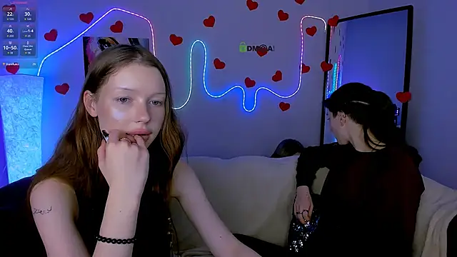 khloebeauty online show from 02/25/26, 09:02