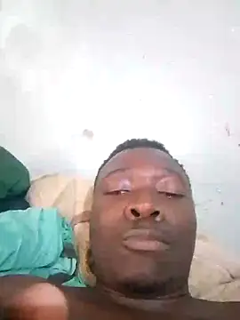 Snapshot of Mrhugeblack chatting on 10/03/25, 08:55 Mrhugeblack online show from 10/03/25, 08:55