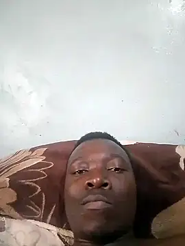 Snapshot of Mrhugeblack chatting on 11/01/25, 09:11 Mrhugeblack online show from 11/01/25, 09:11