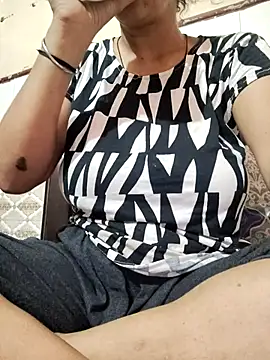 meenu bhabhi547 online show from 09/11/25, 02:44