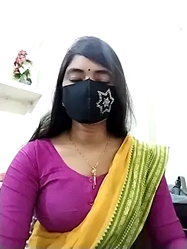 Puja-Rane online show from 10/26/25, 04:13