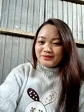 Snapshot of lusy-000 chatting on 11/04/25, 03:05 lusy-000 online show from 11/04/25, 03:05