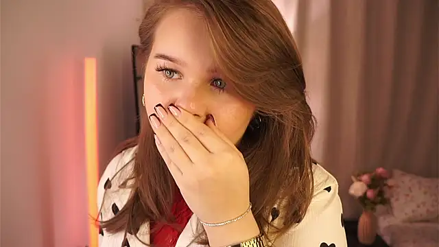 Anna Nicol online show from 12/05/25, 12:47