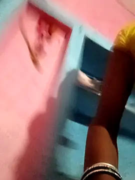 Snapshot of Rupali_hot chatting on 09/10/25, 10:43 Rupali hot online show from 09/10/25, 10:43