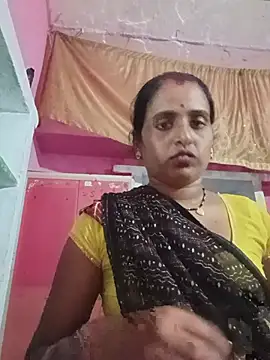 Snapshot of Rupali_hot chatting on 06/10/26, 03:55 Rupali hot online show from 06/10/26, 03:55