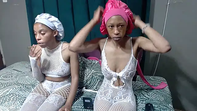 Snapshot of Lovecandy25x chatting on 09/30/25, 03:39 Lovecandy25x online show from 09/30/25, 03:39