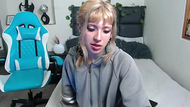 Amnesia  online show from 09/25/25, 02:10