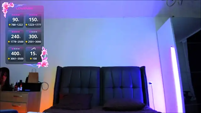 Snapshot of Veronica_Larsson chatting on 09/20/25, 04:52 Veronica Larsson online show from 09/20/25, 04:52