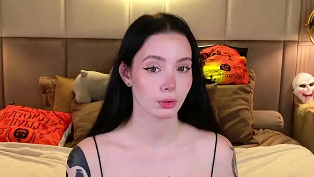 Goldy Stark online show from 11/02/25, 08:33