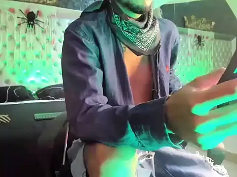 JhosuaCollins  online show from 10/23/25, 02:38