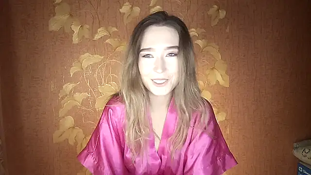 Snapshot of Awora_Wolf chatting on 09/13/25, 03:45 Awora Wolf online show from 09/13/25, 03:45