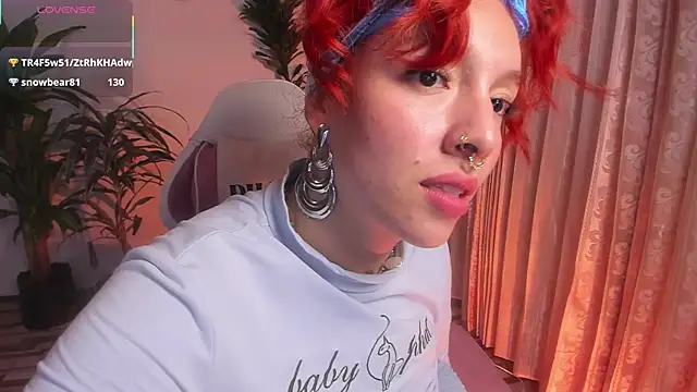 Snapshot of bri_von_dhara__ chatting on 10/25/25, 05:40 bri von dhara   online show from 10/25/25, 05:40