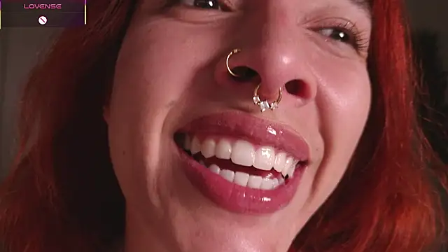 Snapshot of bri_von_dhara__ chatting on 03/13/26, 12:28 bri von dhara online show from 03/13/26, 12:28