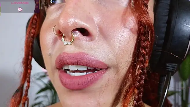 Snapshot of bri_von_dhara__ chatting on 04/09/26, 05:29 bri von dhara online show from 04/09/26, 05:29