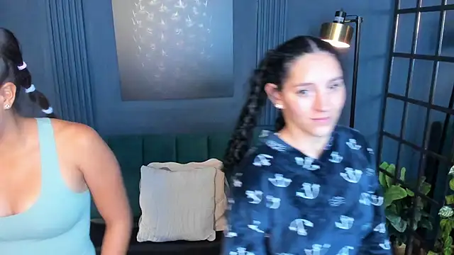 aliceandsia online show from 09/12/25, 03:17