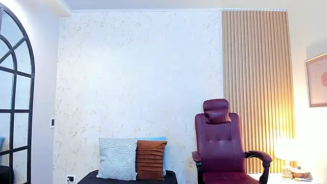 aliceandsia online show from 02/02/26, 07:34