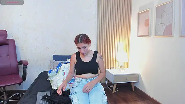 aliceandsia online show from 02/11/26, 07:19