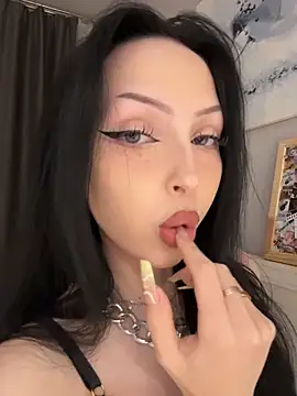 Snapshot of Lina_Thornton_ chatting on 04/09/26, 04:45 Lina Thornton online show from 04/09/26, 04:45