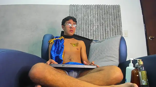 Snapshot of maximiliano_jam chatting on 10/01/25, 04:07 maximiliano jam online show from 10/01/25, 04:07