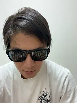 Snapshot of erokami36 chatting on 09/13/25, 02:39 erokami36 online show from 09/13/25, 02:39