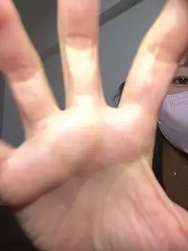 Snapshot of erokami36 chatting on 09/25/25, 03:27 erokami36 online show from 09/25/25, 03:27